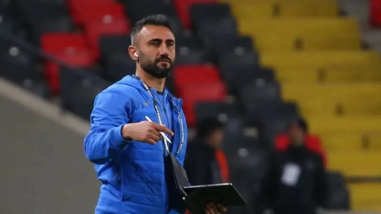 Eyüpspor Teknik Direktörü Selçuk Şahin İstifa Etti