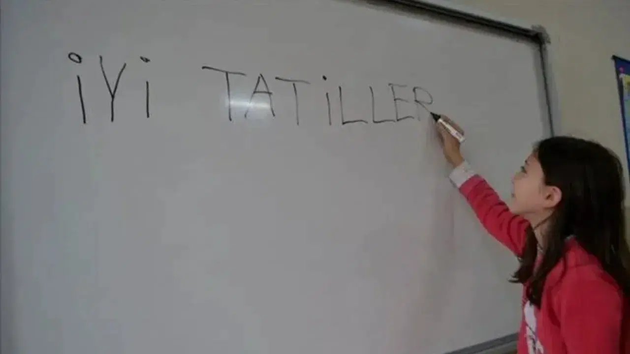 Okullarda İlk Ara Tatil Ne Zaman Başlayacak?