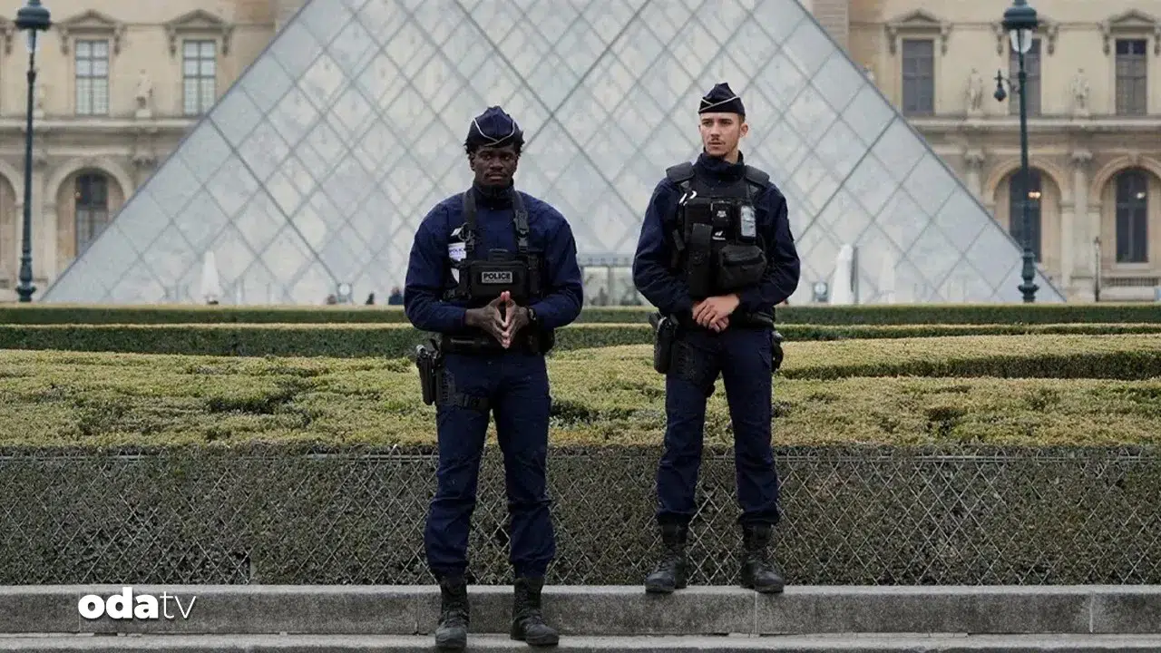 Louvre Müzesi Soygunu Soruşturmasında İki Gözaltı
