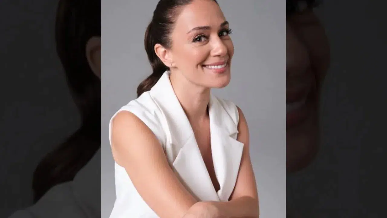 Kızılcık Şerbeti Salkım Kim? Özge Borak Kimdir, Kaç Yaşında? Özge Borak TV Dizileri ve Filmleri