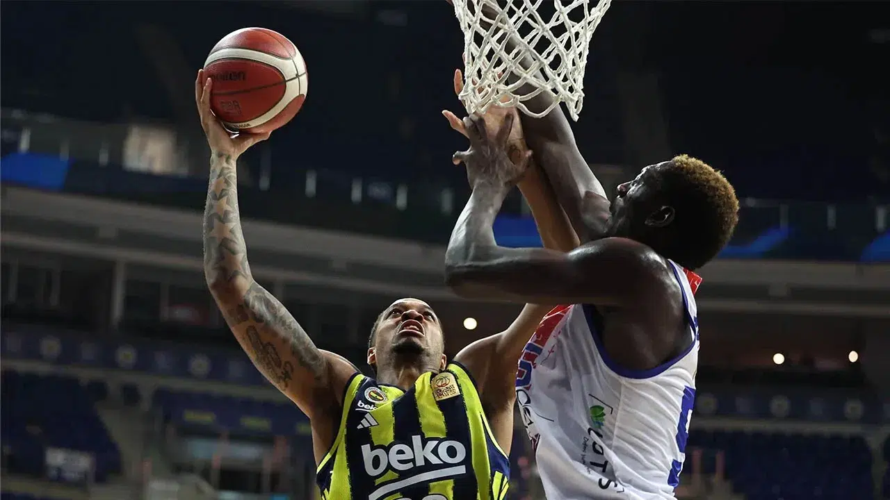 Fenerbahçe, Büyükçekmece'yi Son Dakikada Geçti