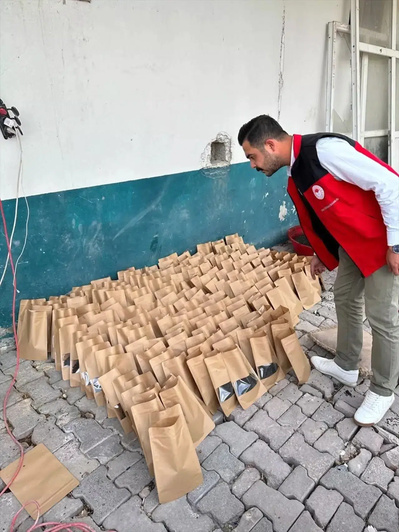 Şanlıurfa'da Sahte Zirai İlaçlar İmha Edildi