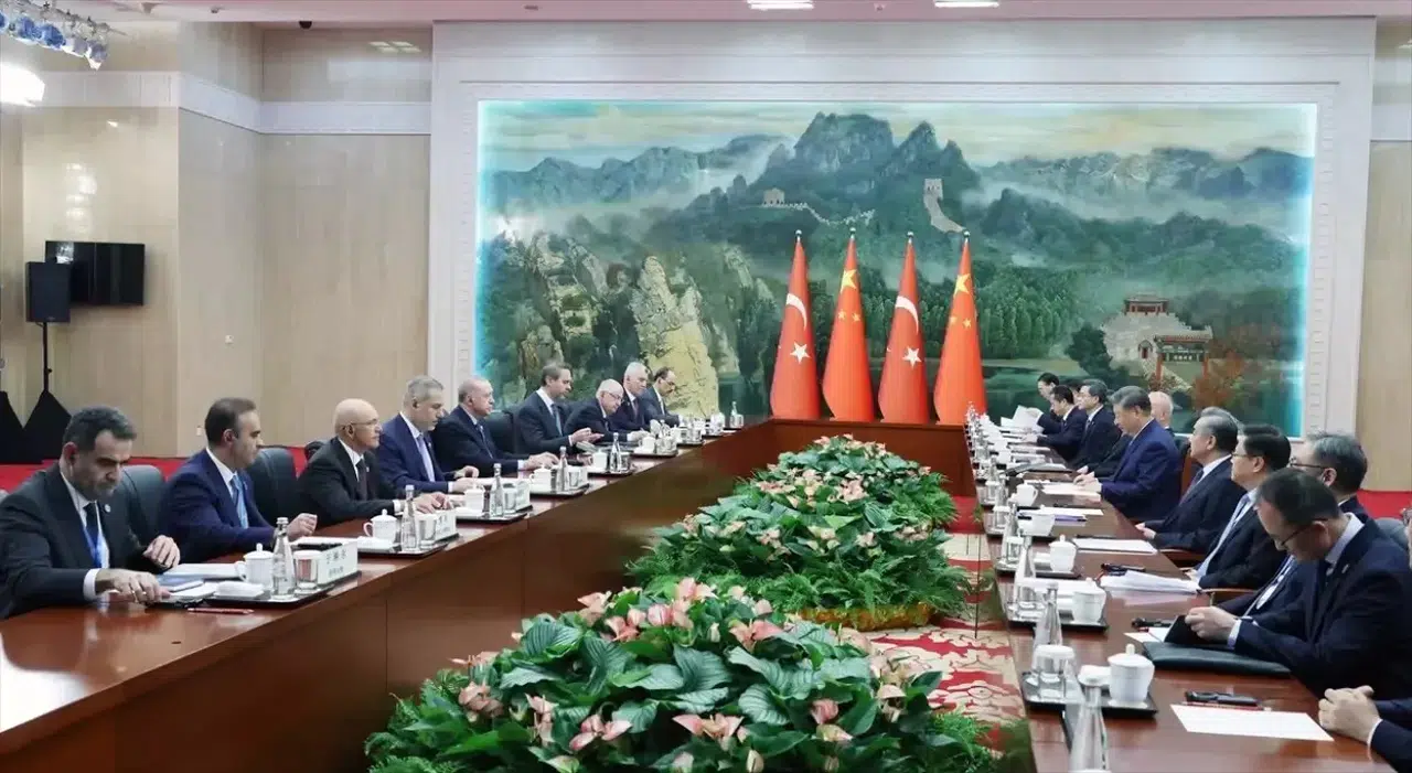 Cumhurbaşkanı Erdoğan, Çin Devlet Başkanı Şi Cinping ile Önemli Bir Görüşme Gerçekleştirdi
