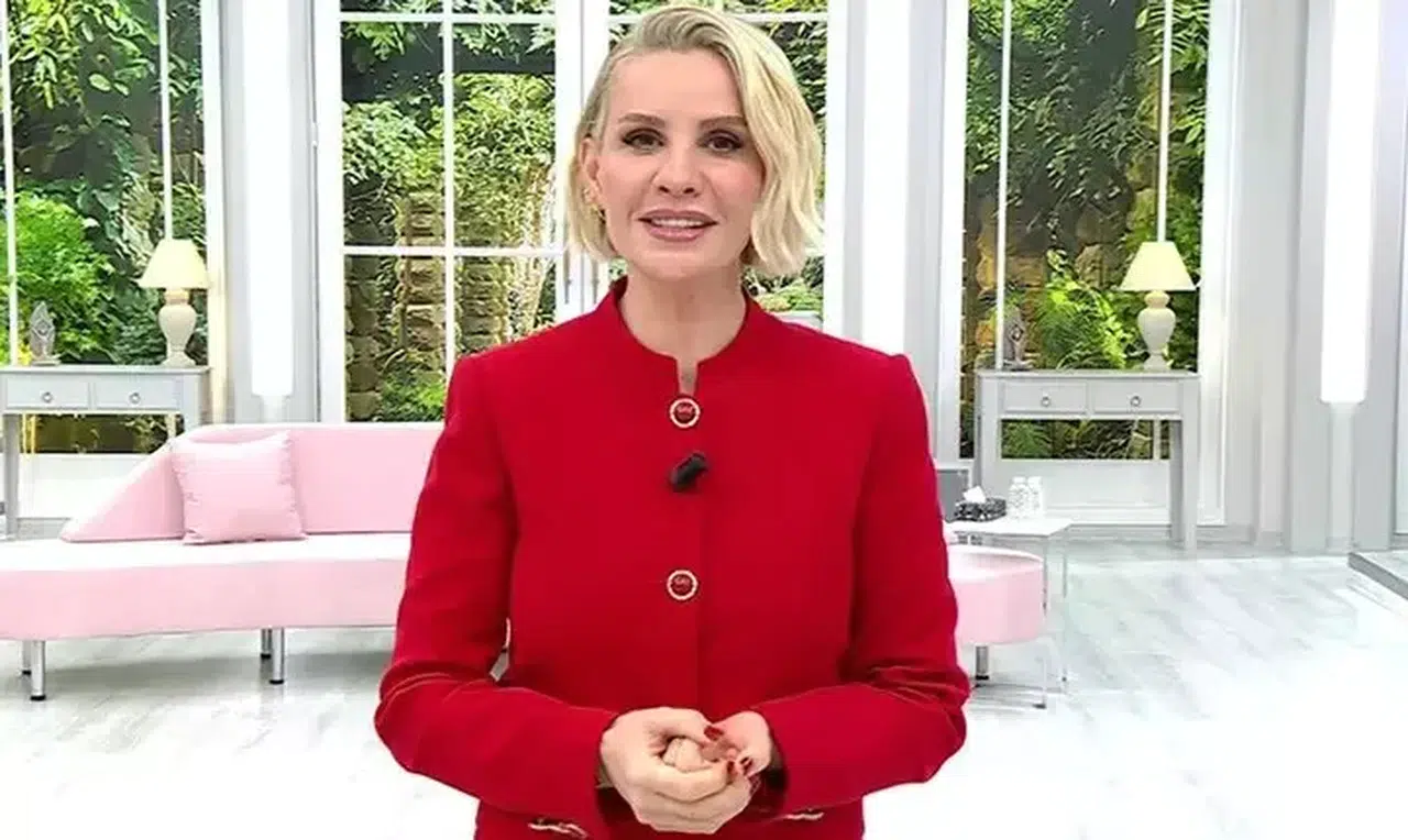 Esra Erol'da Yeni Sezon Başlangıç Tarihi Belli Oldu