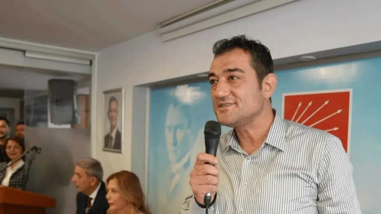 CHP'de Kadrolaşma İtirafı: Personelin Yüzde 75'i CHP İçinden Seçildi