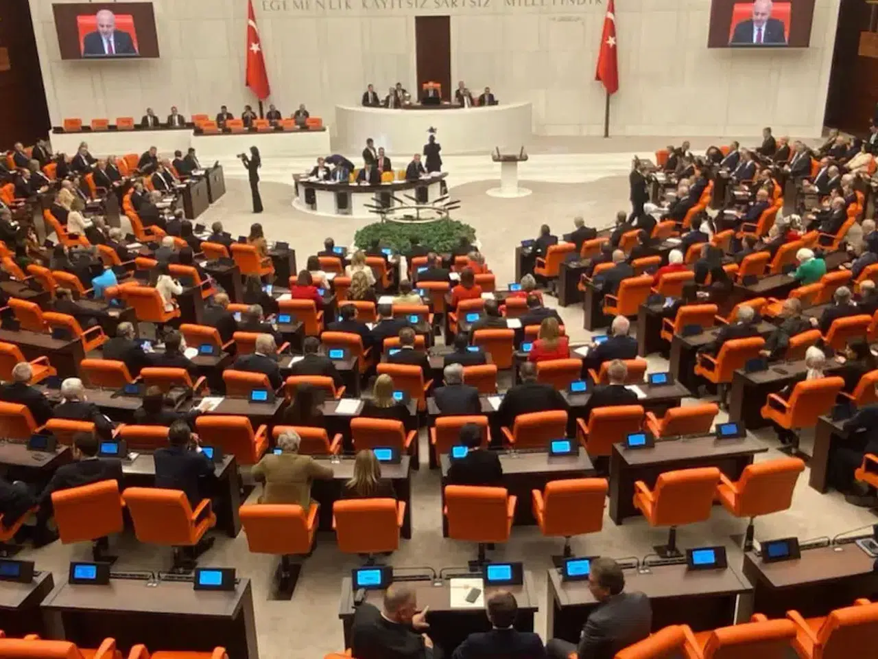 Meclis'te Kıbrıs gündemi: Ambargoların tartışılmasına AKP ve MHP'den onay çıkmadı