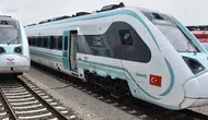 Türkiye’nin İlk Milli Hızlı Treni Cuma Günü Test Rayına Çıkıyor