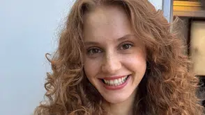 Ünlü oyuncu Ahsen Eroğlu'ndan ilk açıklama: Adliye çıkışında sessizliğini korudu