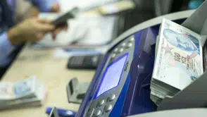 Emekli maaşlarında promosyon yarışı: Bankalar kesenin ağzını açtı, 50 bin TL'ye varan ödemeler başladı