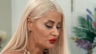 Burcu Kimdir? Zuhal Topal'la Yemekteyiz'de Burcu Hanım Merak Ediliyor