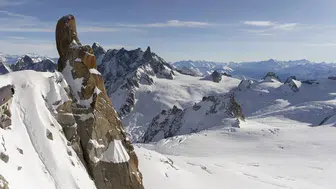 İtalyan Alpleri'nde Çığ Düşmesi: 5 Kişi Hayatını Kaybetti