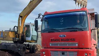 Bigadiç’te Hayvan Barınağı İçin Konteyner Alanları Hazırlanıyor