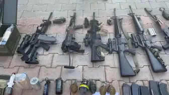 Şanlıurfa'da Silah Kaçakçılığı Operasyonu: Evde Büyük Miktarda Mühimmat Ele Geçirildi
