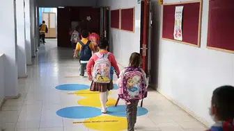 2026 Yılı Eğitim Takvimi: 15 Tatil ve İkinci Dönem Başlangıç Tarihleri