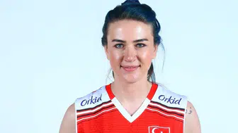 Meryem Boz Kimdir? Milli Voleybolcu Meryem Boz Kaç Yaşında, Nereli?