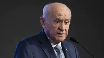 Bahçeli'den Türk Bayrağına Yönelik Saldırıya Sert Tepki