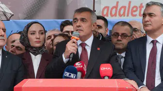 CHP İstanbul'da yeni dönem: Mehmet Ali Yüksel koltuğu devraldı