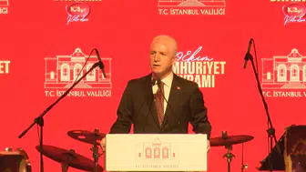 İstanbul'da Cumhuriyet coşkusu: Vali Gül'den birlik ve beraberlik mesajı