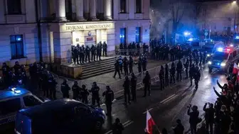 Polonya'da Anayasa Mahkemesi krizi: Hükümet ve yargı karşı karşıya