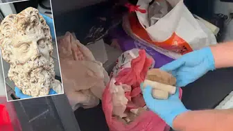 İzmir'de tarihi operasyon: 2 bin yıllık Zeus heykeli başı ele geçirildi