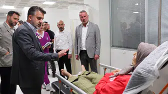 Manisa'daki acı kazanın ardından Bursa'dan destek eli: Yaralılar hastanede ziyaret edildi