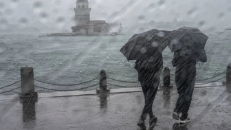 İstanbul'a AKOM'dan yağış uyarısı: Sıcaklıklar düşüşe geçiyor
