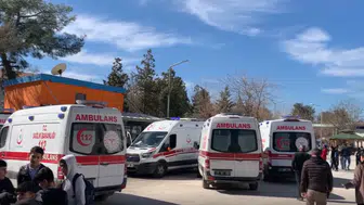 Diyarbakır'daki Ortaokulda Cıva Paniği: Çok Sayıda Öğrenci Hastaneye Kaldırıldı mı?