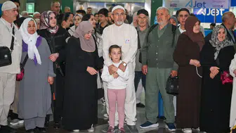 Kutsal topraklara yolculuk başladı: Ankara'da hacı adayları için duygusal veda