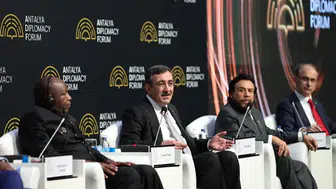 Diplomasinin kalbi Antalya’da atıyor: Cevdet Yılmaz’dan kritik zirve mesajı