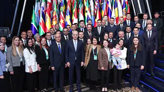 İstanbul diplomasinin kalbi oldu: Numan Kurtulmuş dünya parlamenterlerini bir araya getirdi