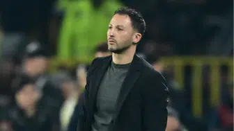 Kadıköy'de nefes kesen derbi! Domenico Tedesco galibiyeti taraftarla kutladı