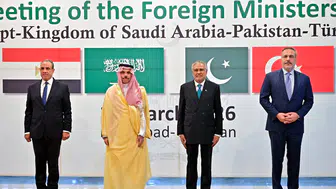 Ortadoğu’da yeni güç dengesi: Türkiye, Mısır, Suudi Arabistan ve Pakistan’dan oluşan dörtlü blok bölgedeki çatışmaları yönetmek için harekete geçti.