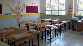 Öğrenciler ve velilerin gözü kulağı valiliklerde: 15 Nisan'da okullar tatil mi?