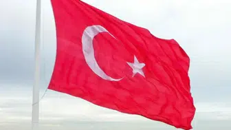 1 Mayıs’ta ev ve iş yerlerine bayrak asılır mı? İşte merak edilen yasal çerçeve