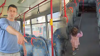 Minik yolcunun otobüs macerası: Şoförün dikkati büyük bir faciayı önledi