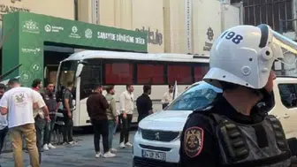 Taksim'de gergin anlar: Öğretmenlerin eylem çığlığına polis engeli