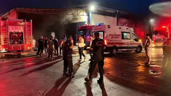 Kahramanmaraş'ta korkutan alevler: Tekstil fabrikasında büyük panik