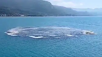 Kastamonu kıyılarında korkutan anlar: Denizin ortasında patlama ve yoğun koku paniğe yol açtı