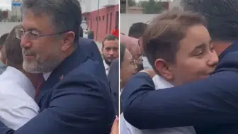 Bakan Yumaklı'nın Kayseri notları: Küçük taraftarla olan o diyaloğu herkesi güldürdü