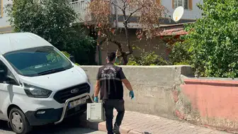 Kayseri'de boşanma aşamasındaki eşini bıçaklayan şüpheli, 200 metre ilerideki polis noktasına gidip teslim oldu