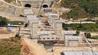 Antalya-Alanya otoyolunda dev adım: 2,5 saatlik yol 36 dakikaya iniyor