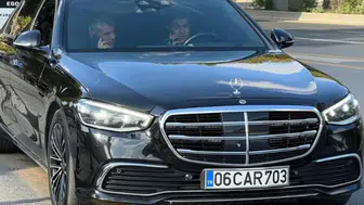 Melih Gökçek'in adliye ziyareti lüks aracıyla gündem oldu