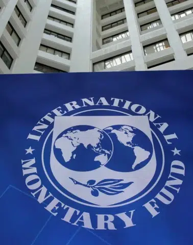 Pakistan, IMF ile 1,2 Milyar Dolarlık Kredi Anlaşmasına İmza Attı