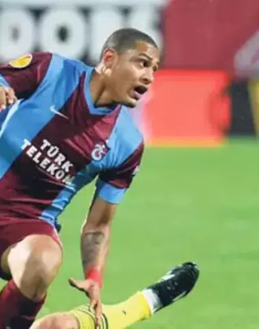 Paulo Henrique Kimdir? Futbol Yıldızının Futbol Serüveni