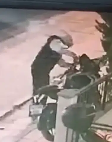 Avcılar'da motosiklet hırsızlığı: Saniyeler içinde kayıplara karıştı