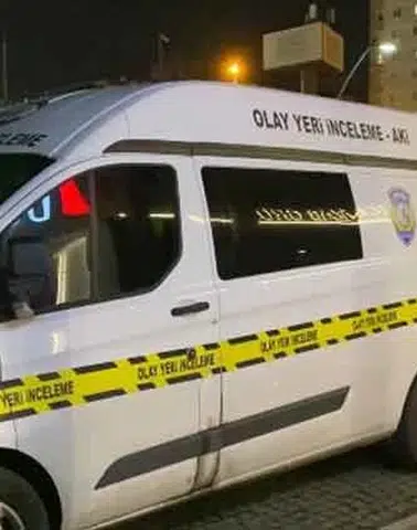 Zeytinburnu'nda kan donduran olay: Barışma bahanesiyle geldiği evde kızını hayattan kopardı