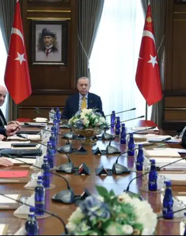 Külliye'de kritik zirve: "Terörsüz Türkiye" hedefi ve iç cephe vurgusu