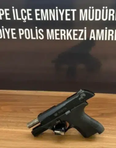 Kocaeli'de dehşet anları: Okulun hedef alındığı saldırıda fatura ağır oldu