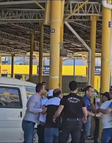 Söke’de otomobile kurşun yağdı: İki kişi hayatını kaybetti
