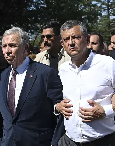 CHP kulislerinde hareketlilik: Mansur Yavaş ismi yeniden gündemde